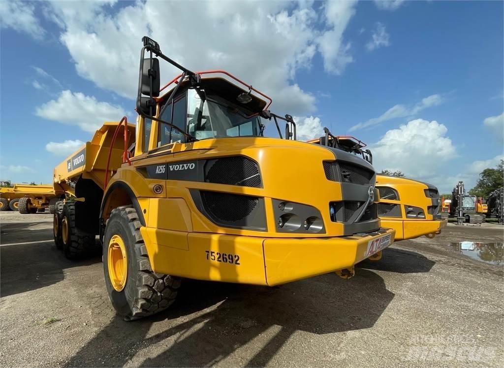 Volvo A25G 연결식 홀러