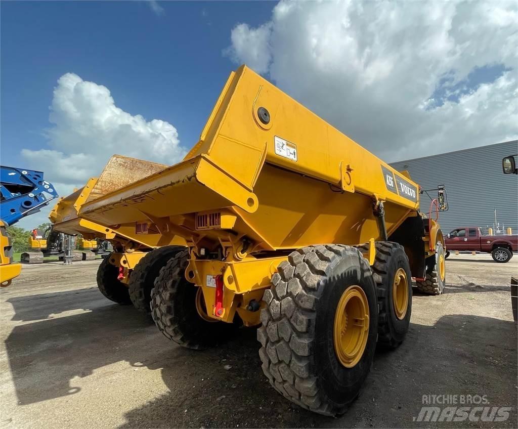 Volvo A25G 연결식 홀러