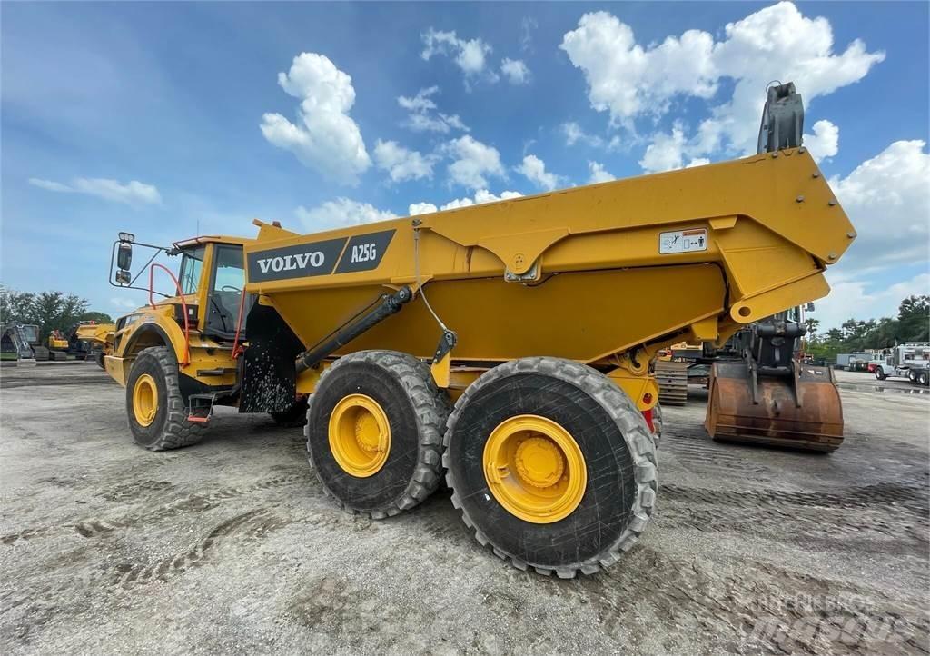Volvo A25G 연결식 홀러