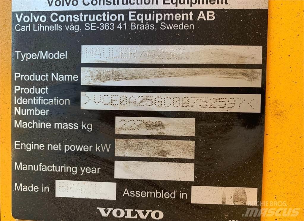 Volvo A25G 연결식 홀러