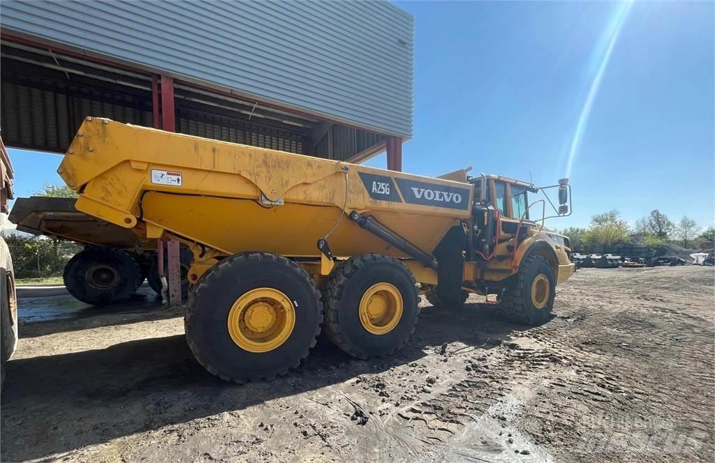 Volvo A25G 연결식 홀러