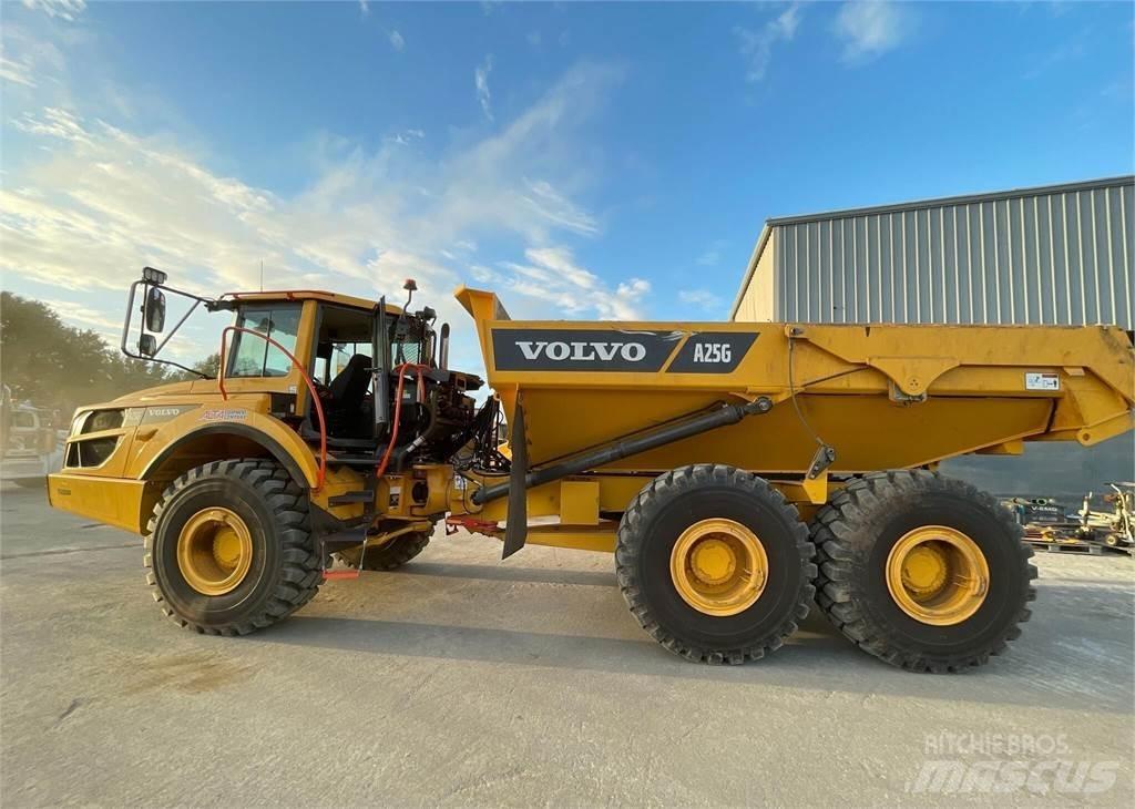 Volvo A25G 연결식 홀러