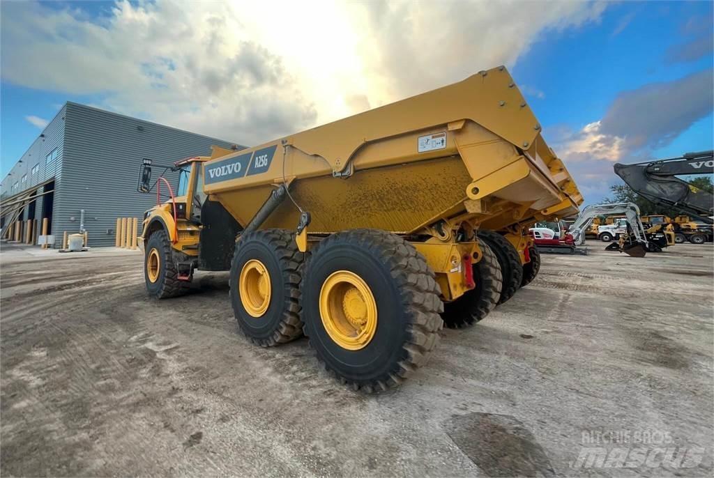Volvo A25G 연결식 홀러