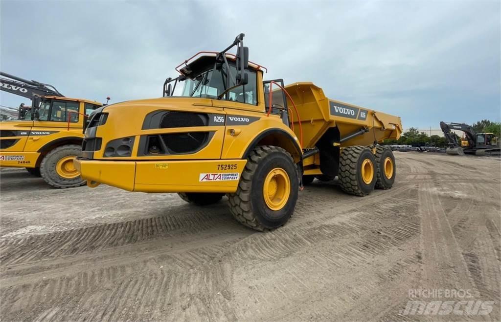 Volvo A25G 연결식 홀러