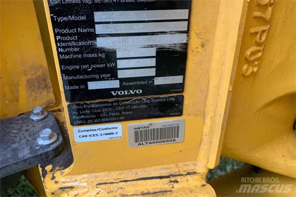 Volvo A25G 연결식 홀러