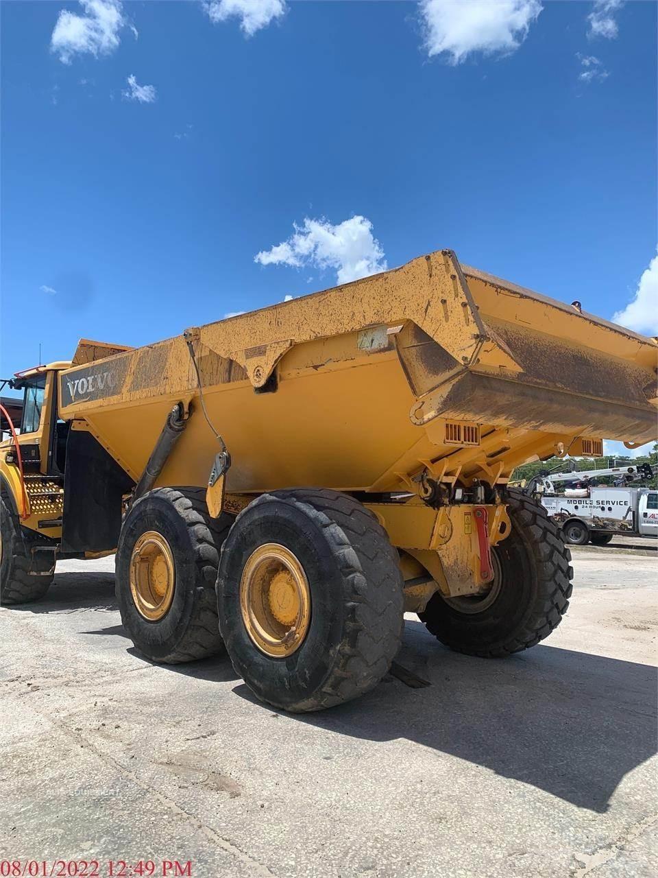 Volvo A30G 연결식 홀러