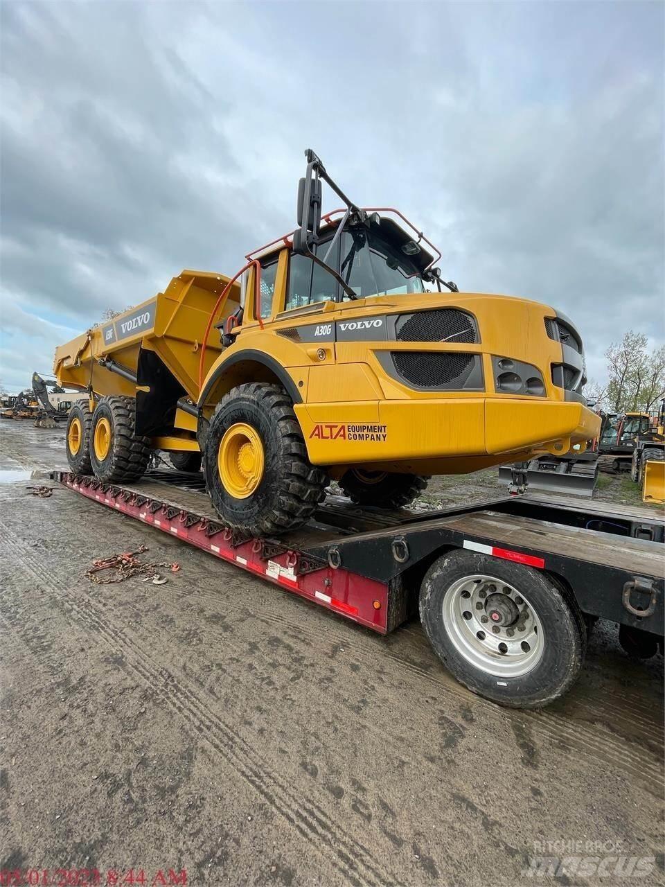 Volvo A30G 연결식 홀러