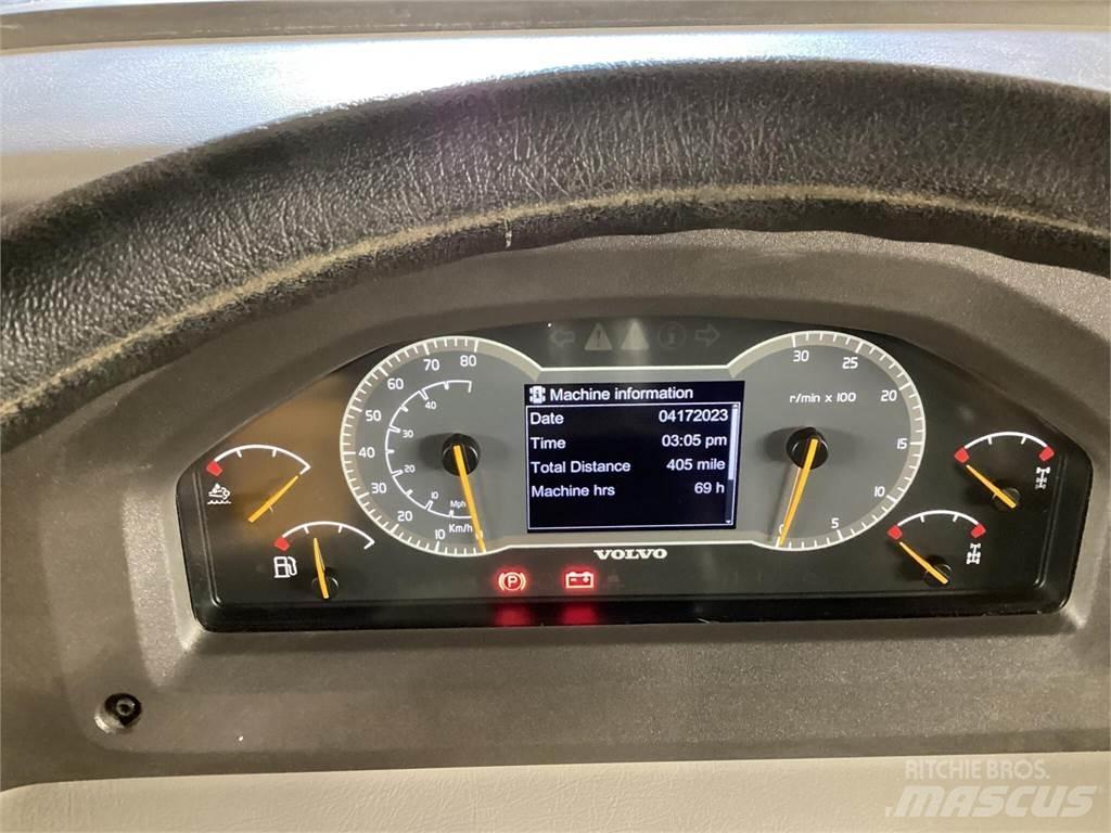Volvo A40G 연결식 홀러