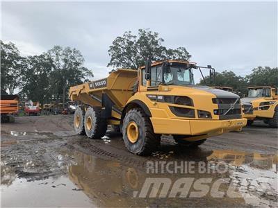 Volvo A40G 연결식 홀러