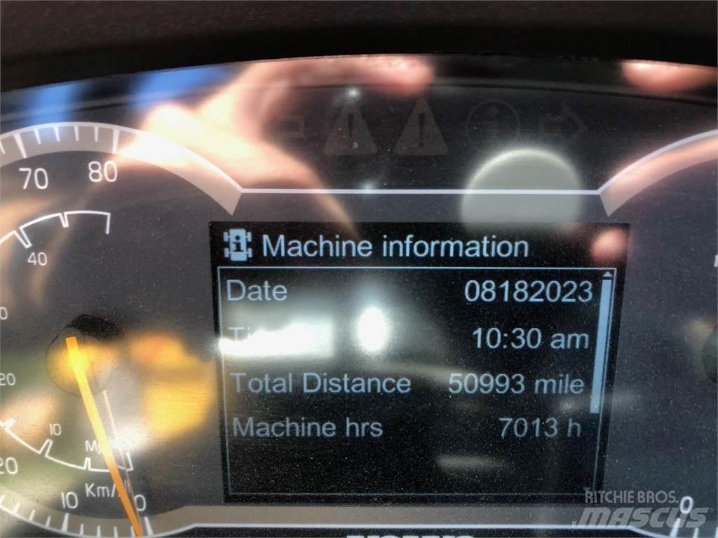 Volvo A40G 연결식 홀러