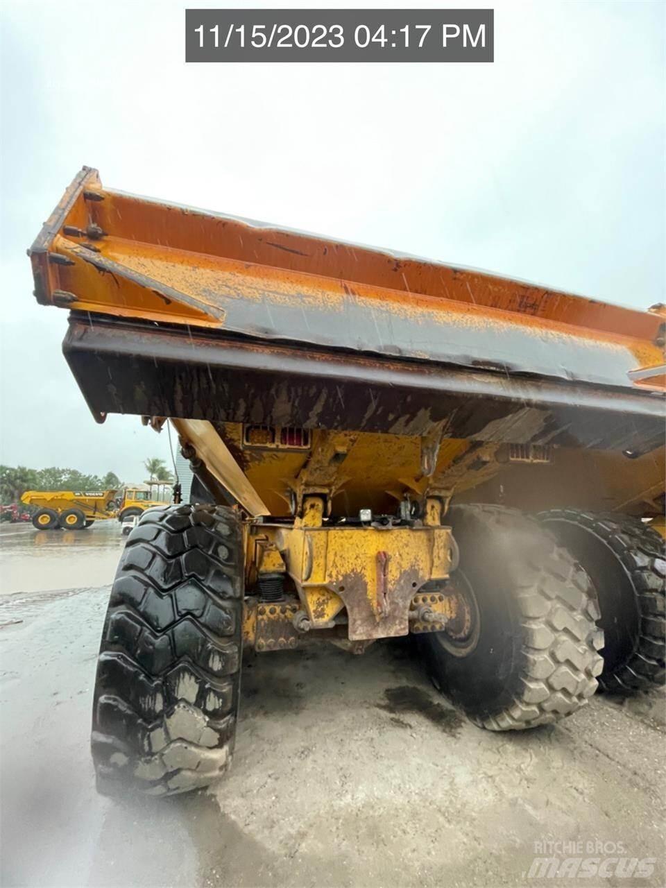 Volvo A40G 연결식 홀러