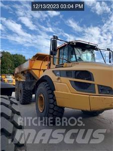 Volvo A40G 연결식 홀러