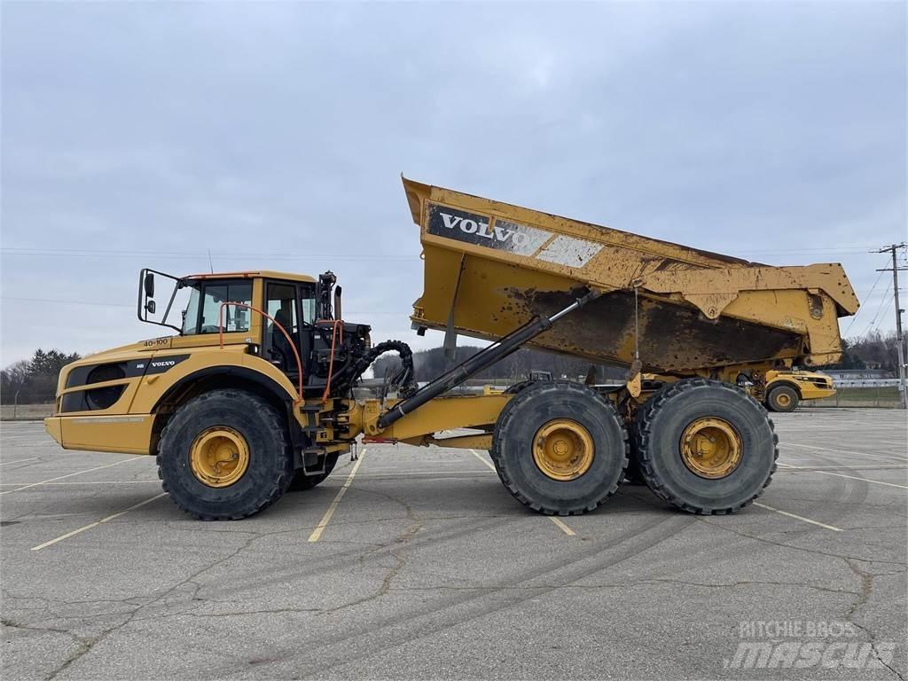 Volvo A40G 연결식 홀러