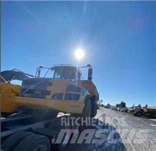 Volvo A40G 연결식 홀러