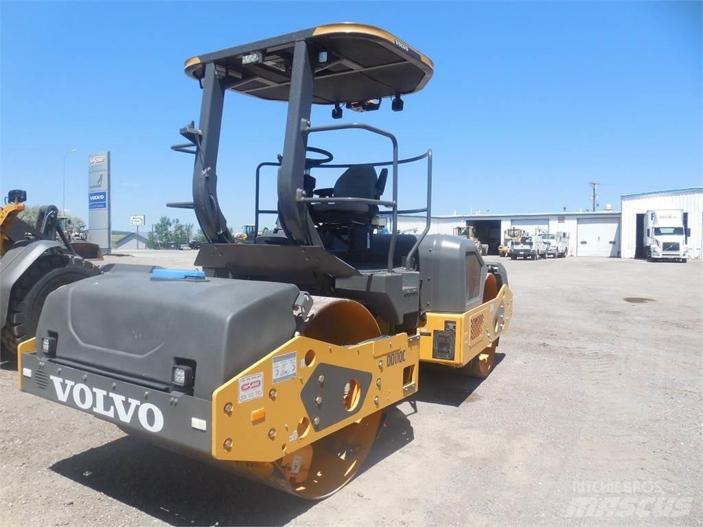 Volvo DD110C 트윈 드럼 롤러