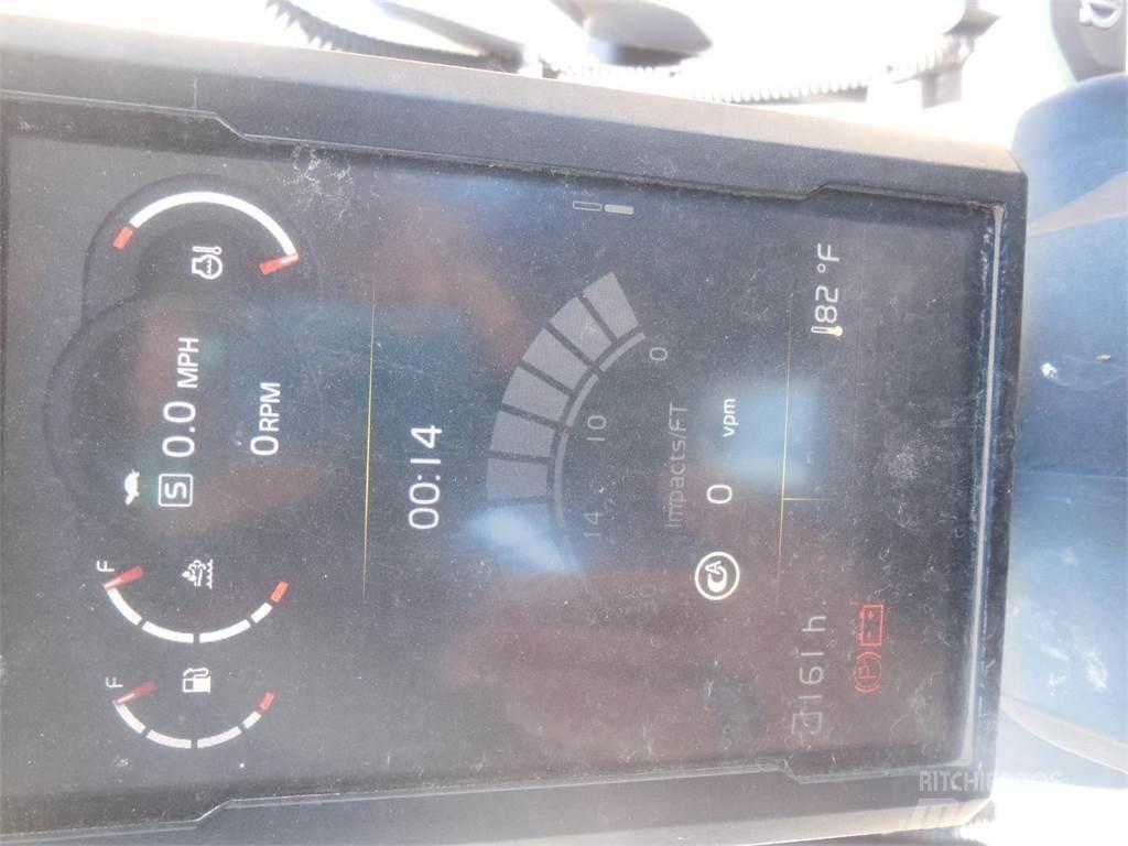 Volvo DD110C 트윈 드럼 롤러