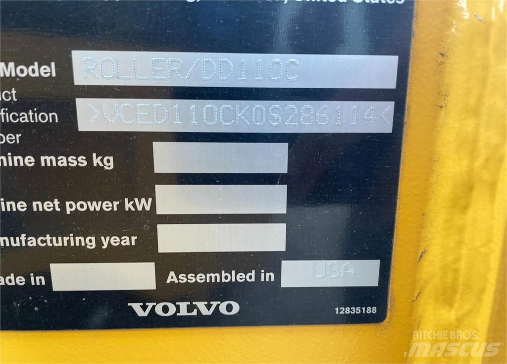 Volvo DD110C 트윈 드럼 롤러