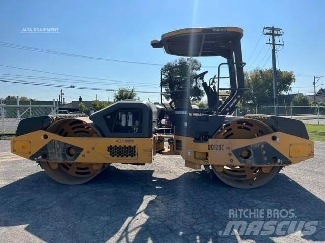 Volvo DD120C 트윈 드럼 롤러