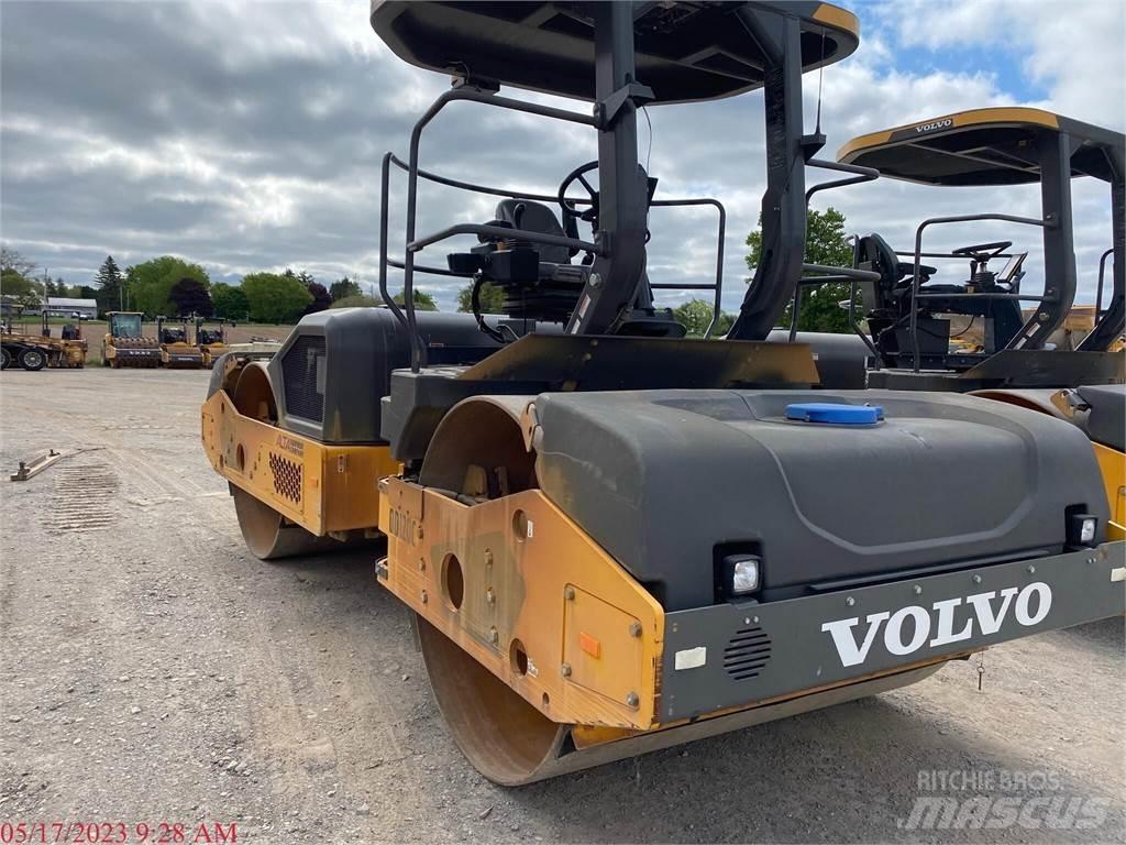 Volvo DD120C 트윈 드럼 롤러