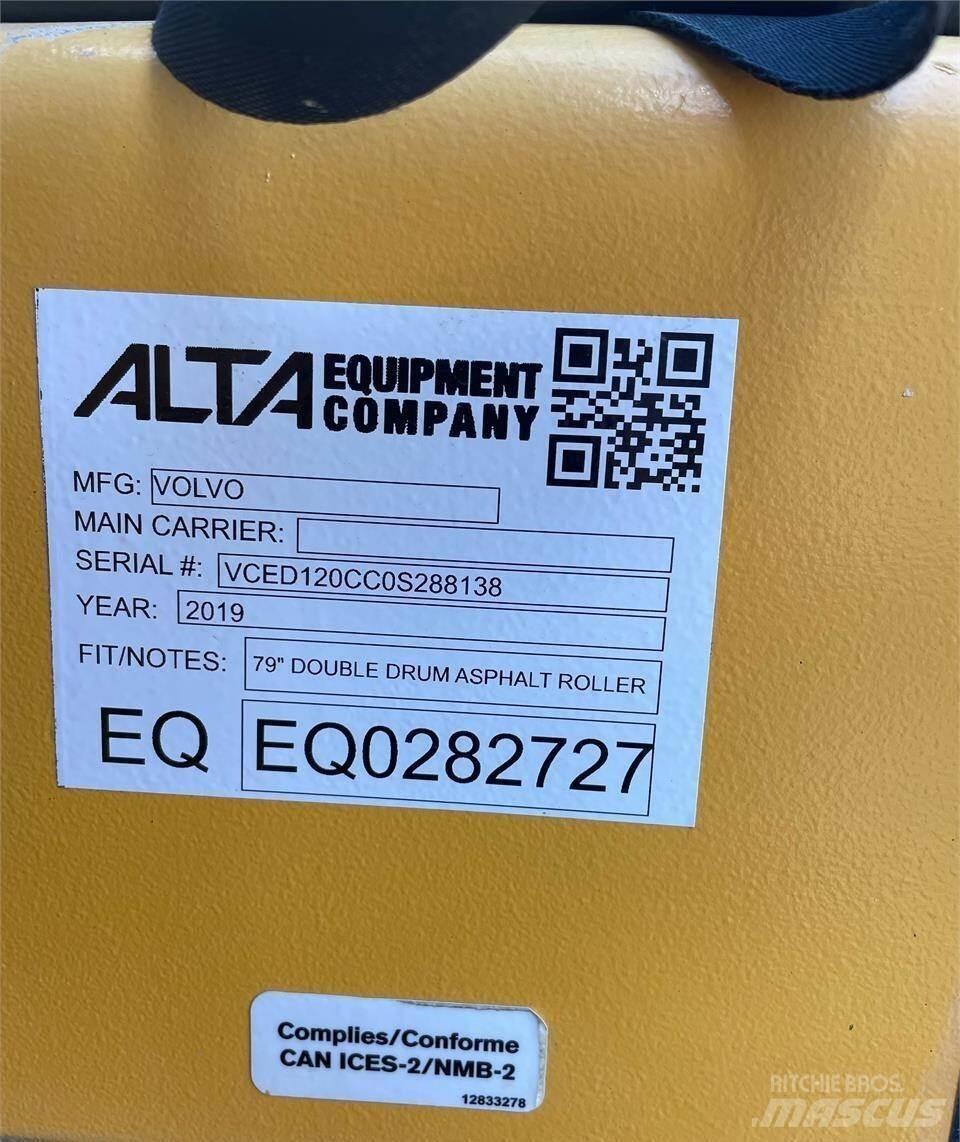 Volvo DD120C 트윈 드럼 롤러