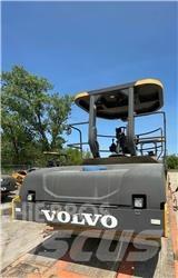 Volvo DD120C 트윈 드럼 롤러