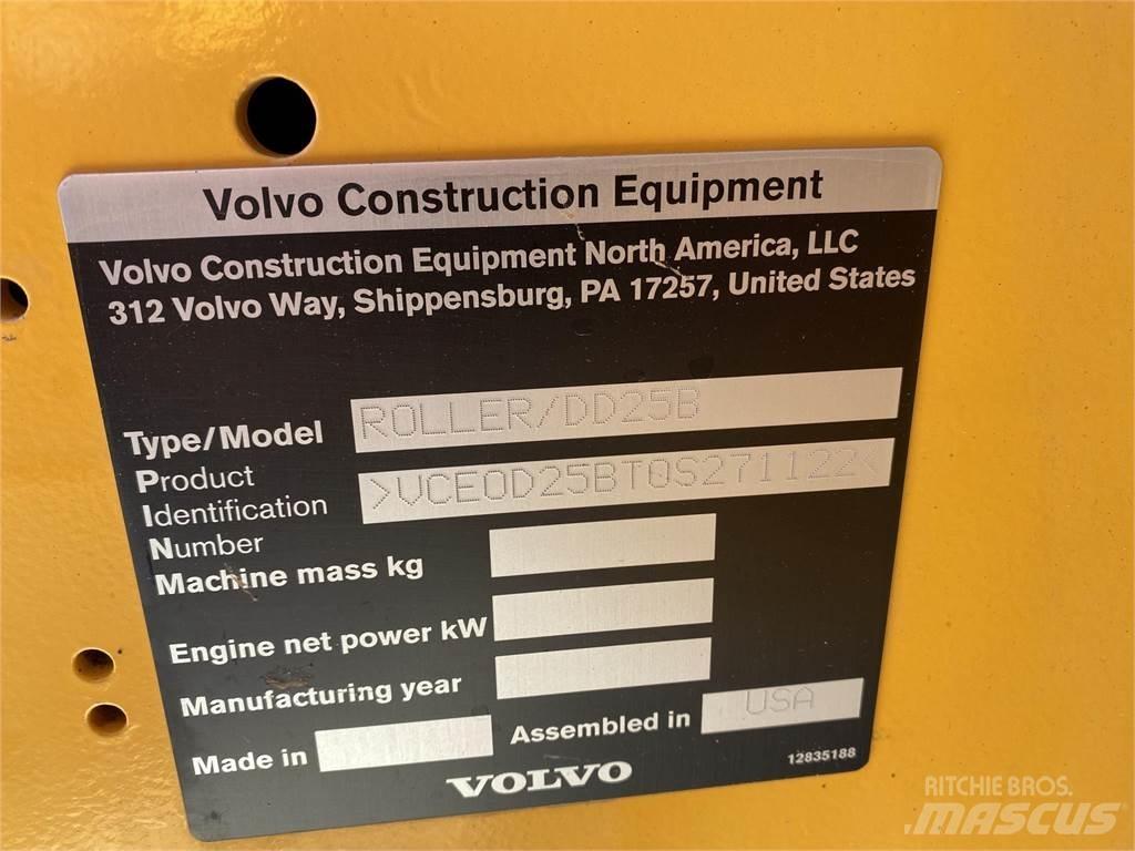 Volvo DD25B 트윈 드럼 롤러
