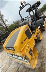 Volvo DD25B 트윈 드럼 롤러