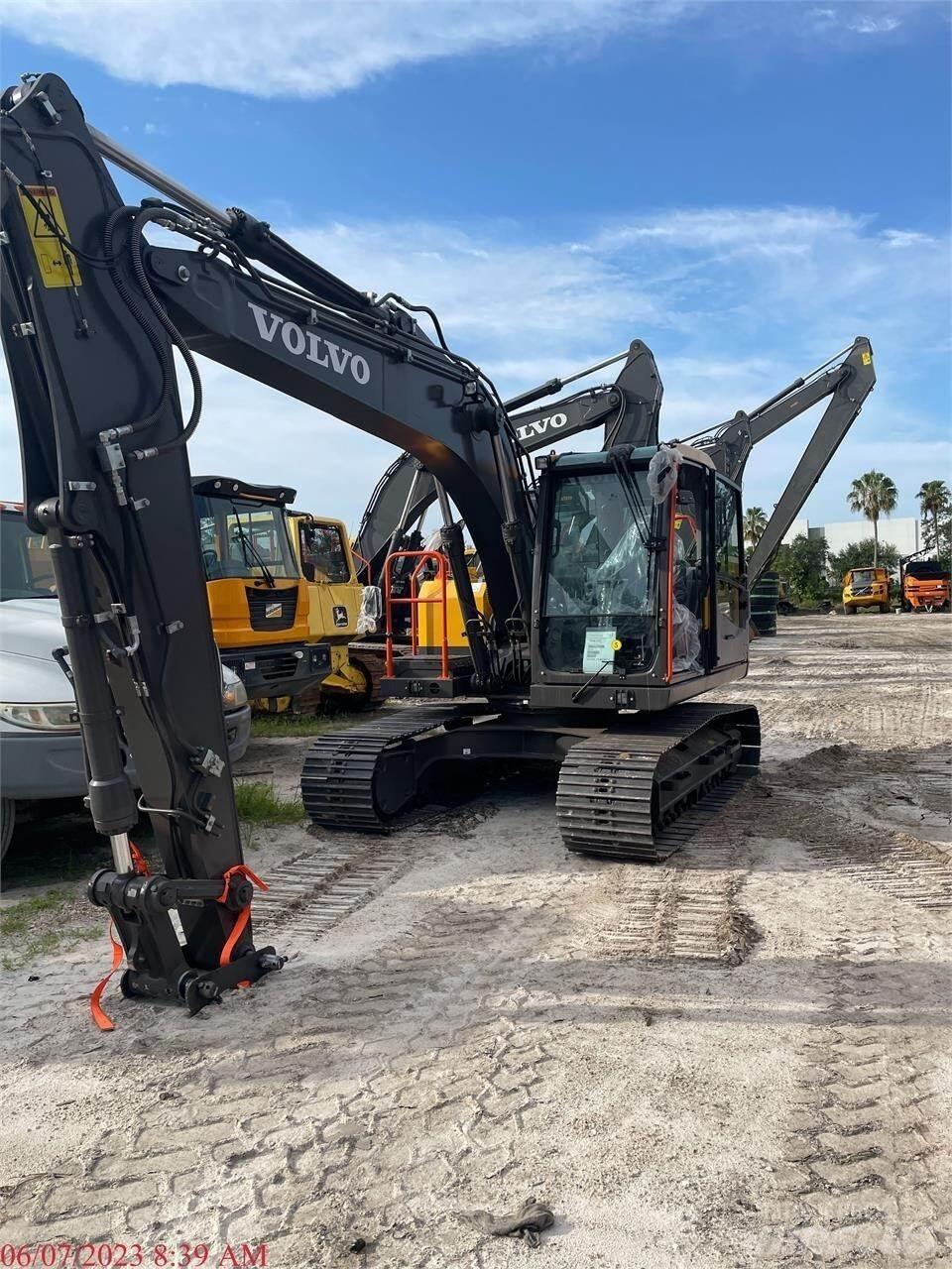Volvo EC140EL 대형 굴삭기 29톤 이상