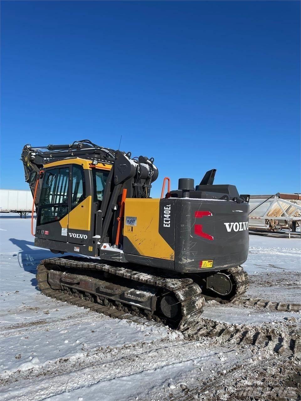 Volvo EC140EL 대형 굴삭기 29톤 이상