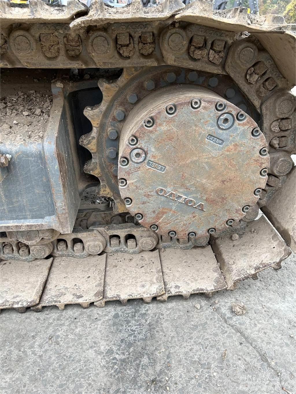 Volvo EC160EL 대형 굴삭기 29톤 이상