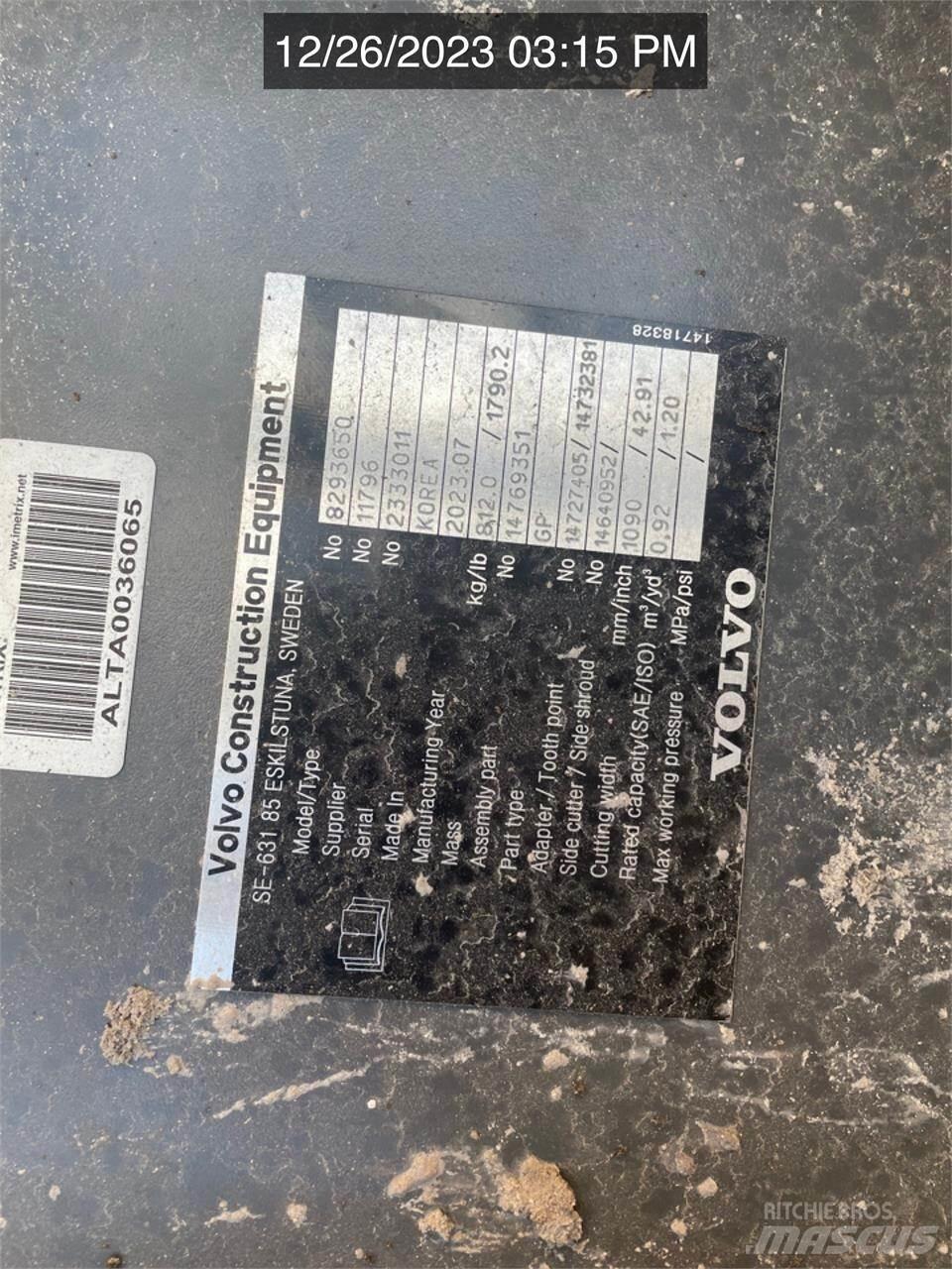 Volvo EC200EL 대형 굴삭기 29톤 이상