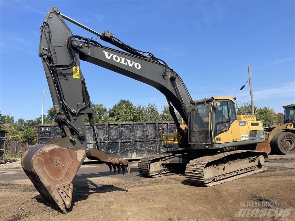 Volvo EC250DL 대형 굴삭기 29톤 이상