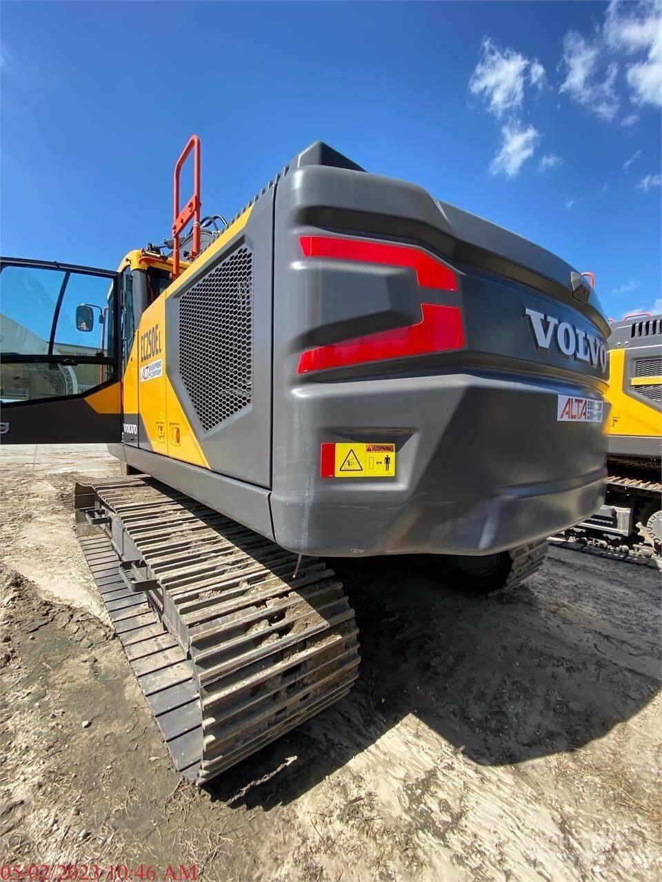 Volvo EC250EL 대형 굴삭기 29톤 이상