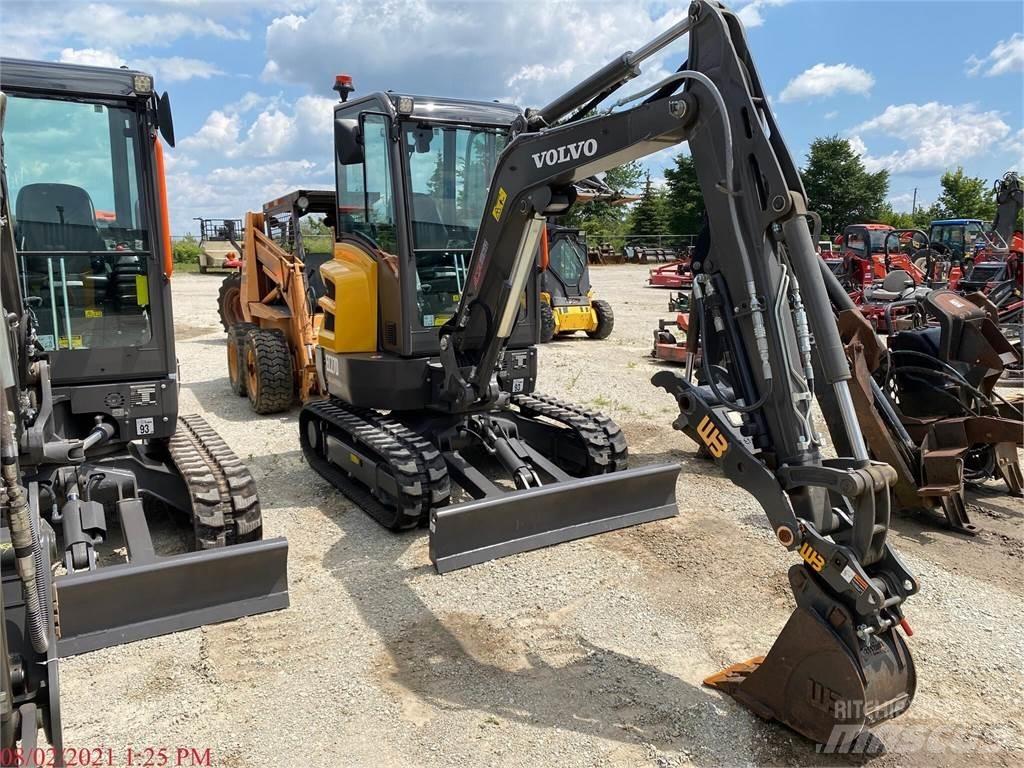 Volvo EC27D 소형 굴삭기 7톤 미만