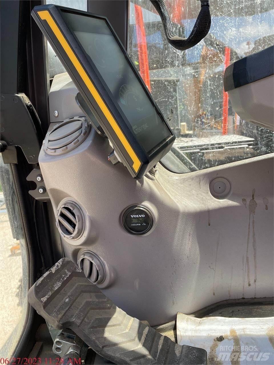 Volvo EC300EL 대형 굴삭기 29톤 이상