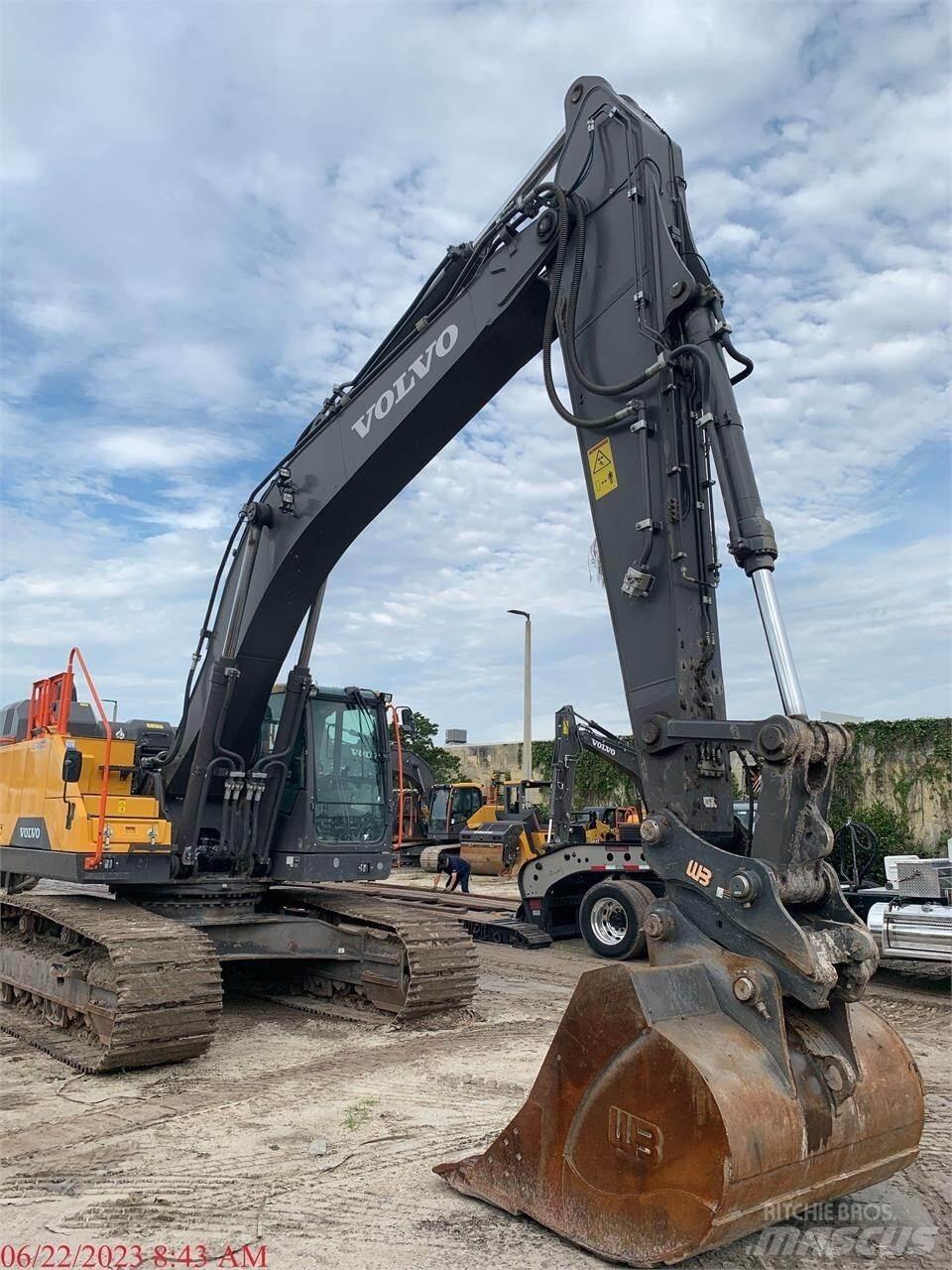 Volvo EC350EL 대형 굴삭기 29톤 이상