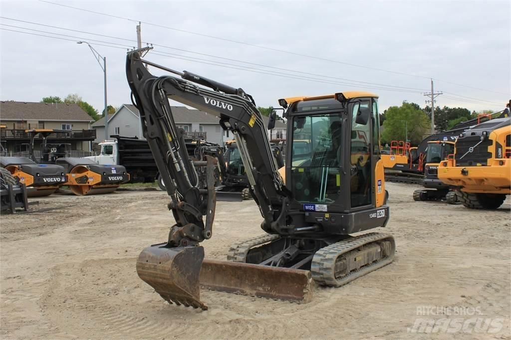 Volvo EC35D 소형 굴삭기 7톤 미만