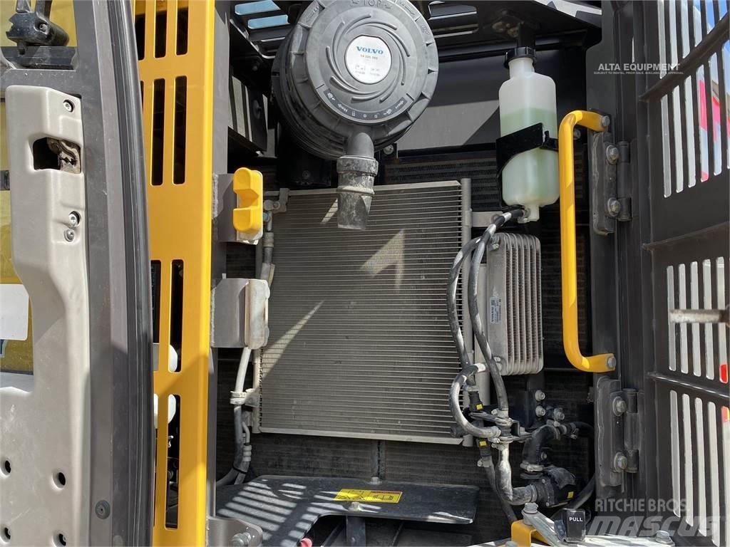 Volvo ECR235EL 대형 굴삭기 29톤 이상