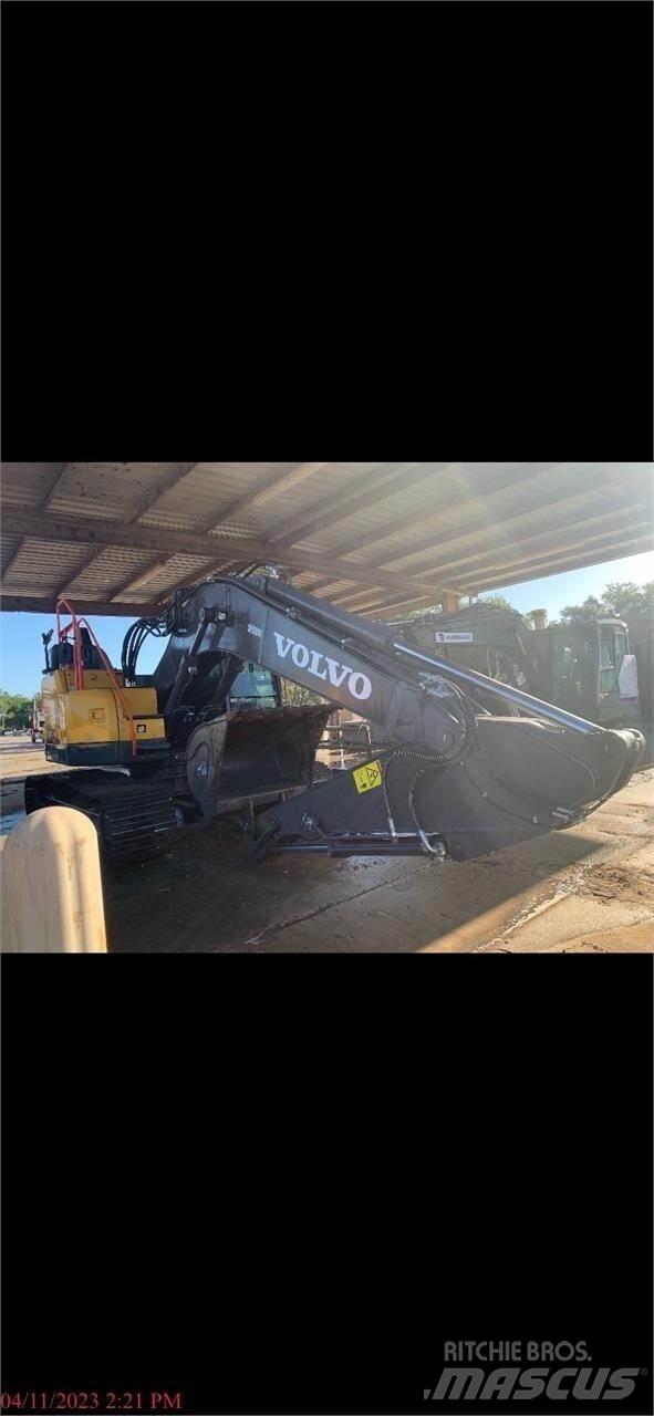 Volvo ECR235EL 대형 굴삭기 29톤 이상