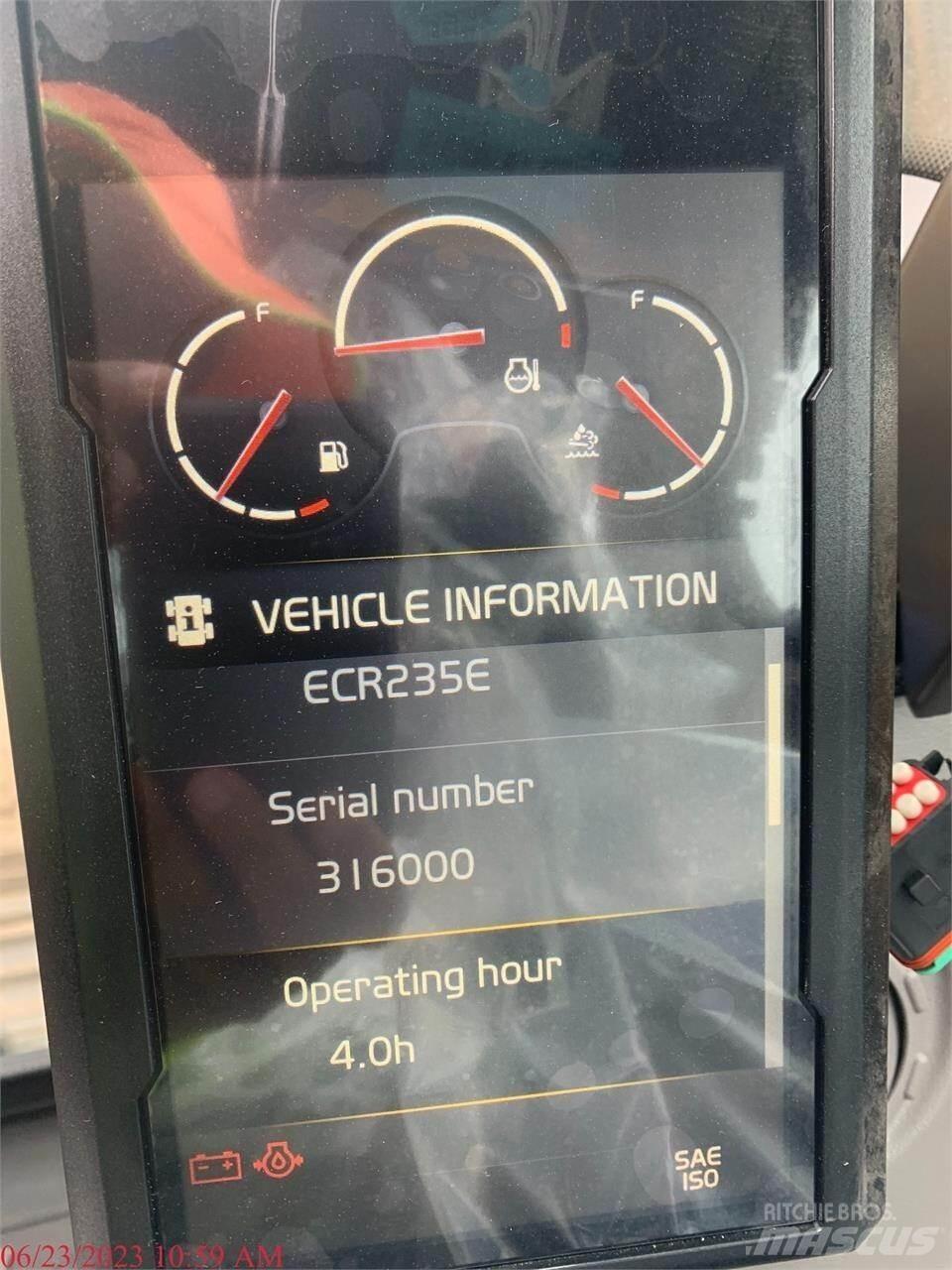 Volvo ECR235EL 대형 굴삭기 29톤 이상