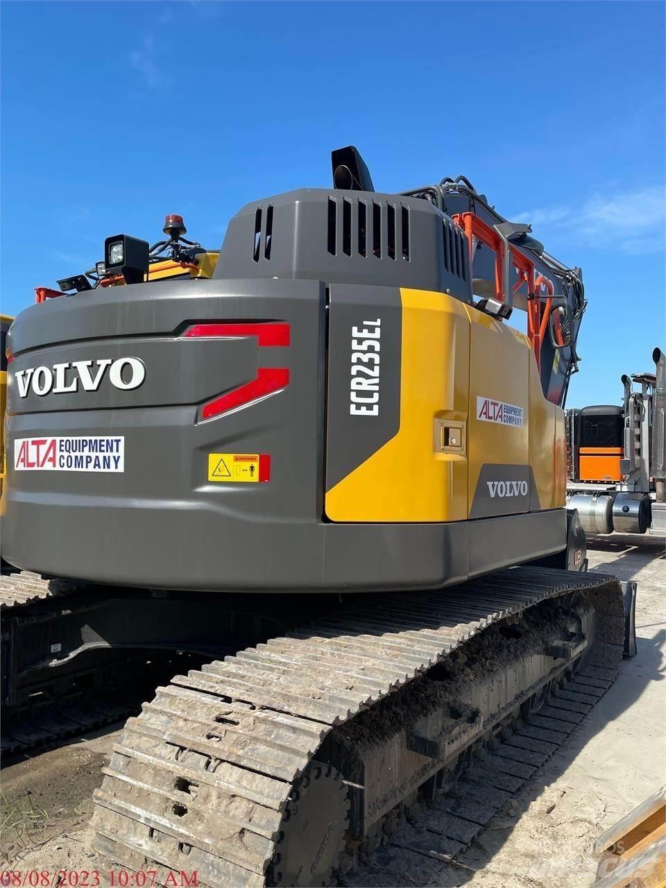 Volvo ECR235EL 대형 굴삭기 29톤 이상