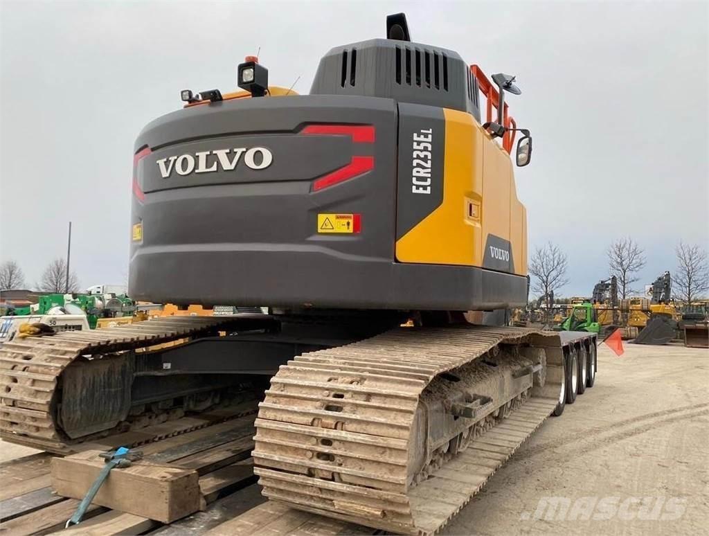 Volvo ECR235EL 대형 굴삭기 29톤 이상