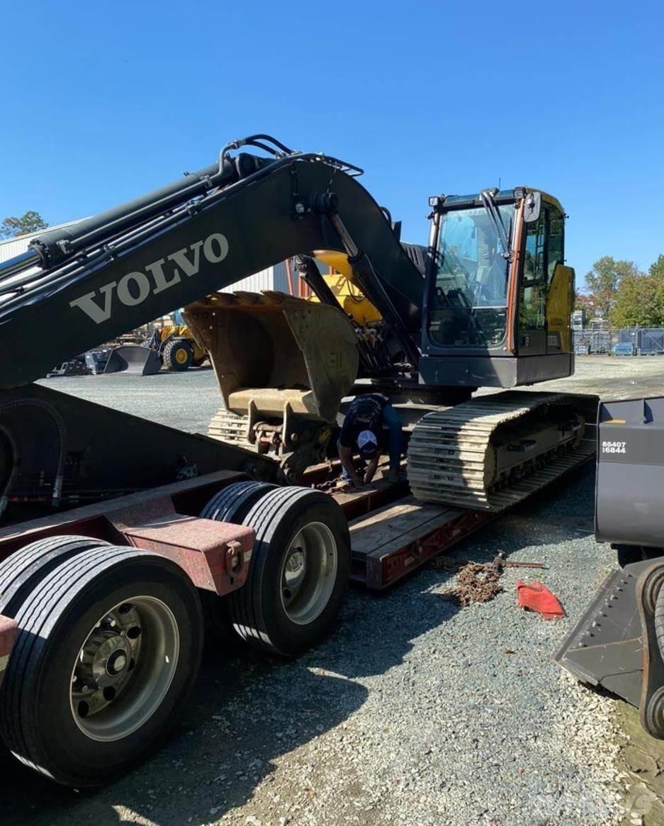 Volvo ECR235EL 대형 굴삭기 29톤 이상