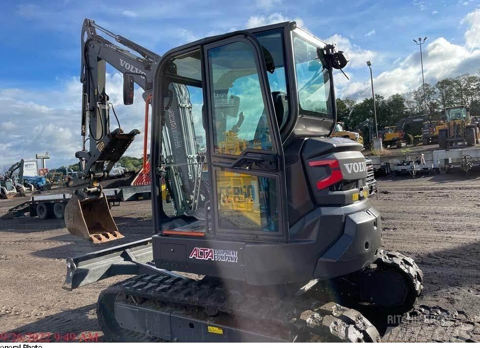 Volvo ECR50F 소형 굴삭기 7톤 미만