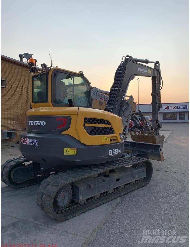 Volvo ECR88D 대형 굴삭기 29톤 이상