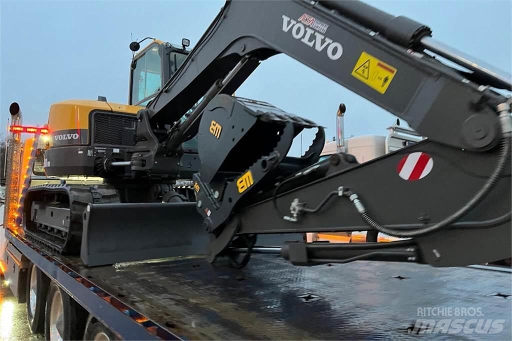 Volvo ECR88D 대형 굴삭기 29톤 이상