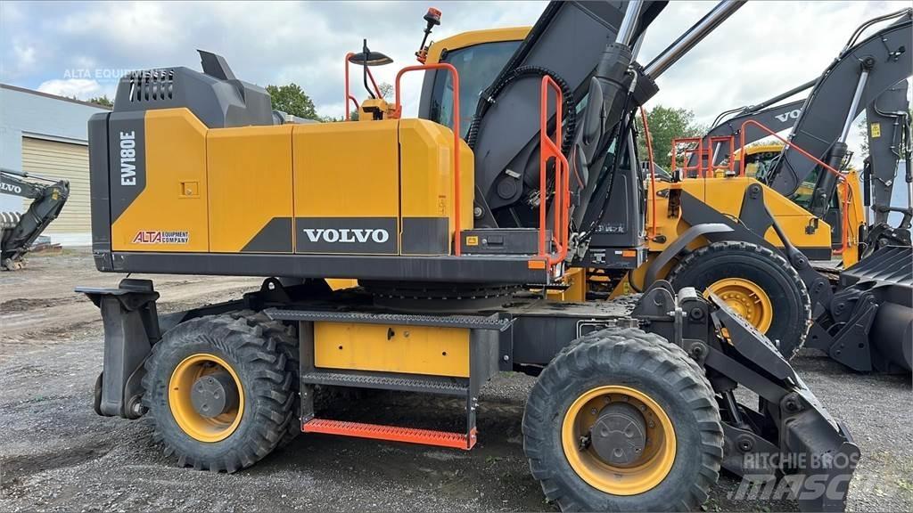 Volvo EW180E  휠 굴삭기