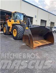 Volvo L220H  휠로우더