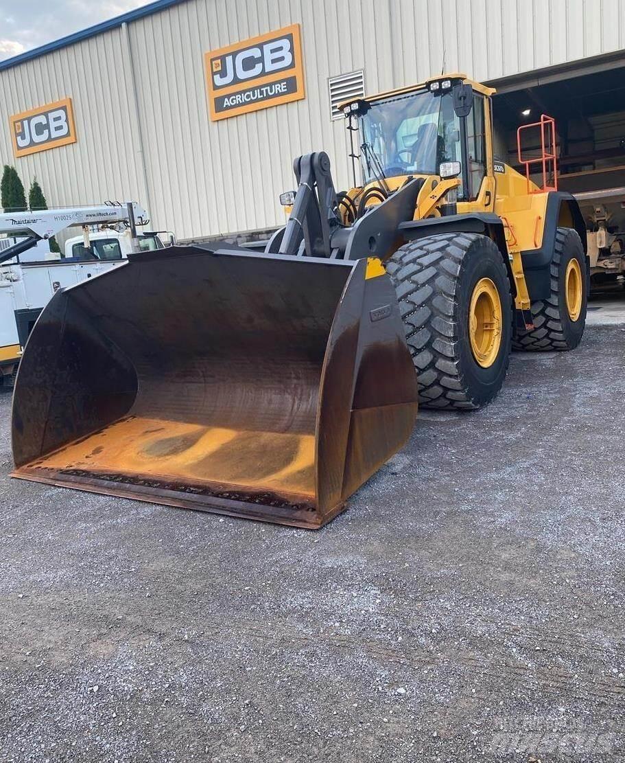 Volvo L220H  휠로우더