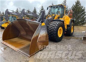Volvo L220H  휠로우더